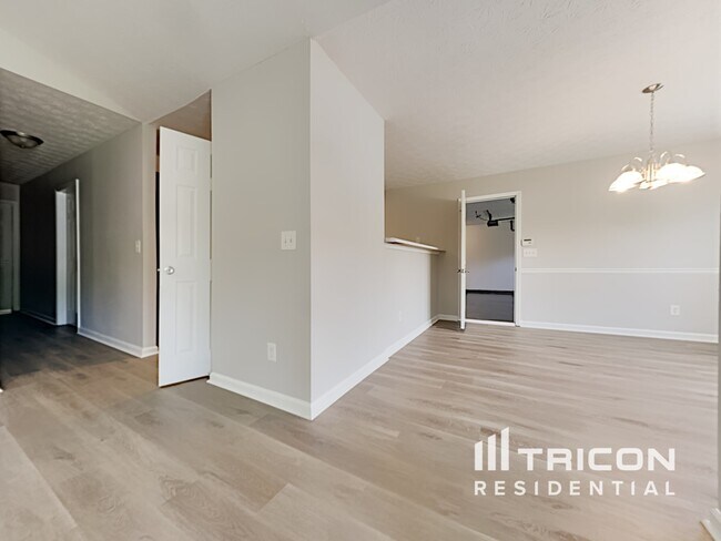 Foto del edificio - 170 Patterson Way