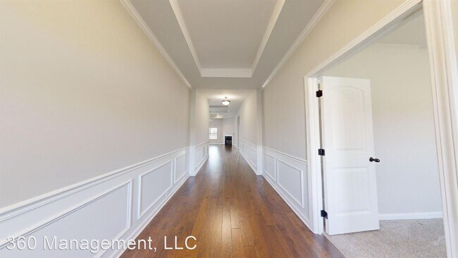 Building Photo - 4 br, 3 bath House - 2905 Jackson St