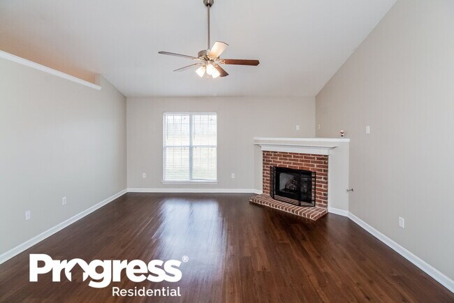 Building Photo - 1741 Madison Cove E