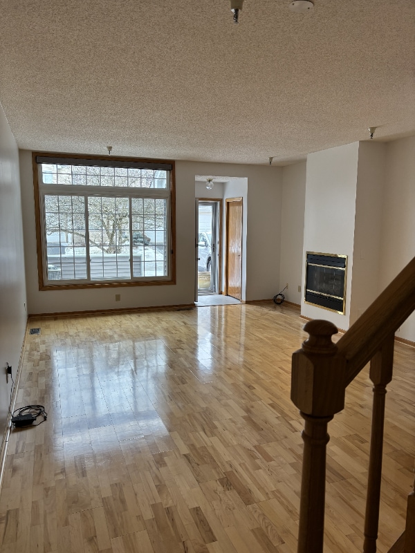 Building Photo - 18083 Settlers Way