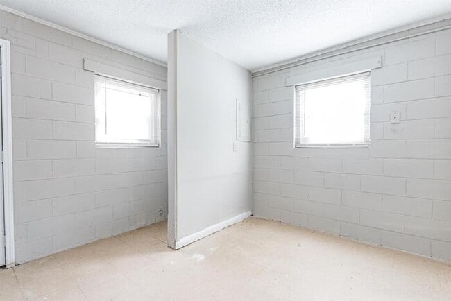 Building Photo - 506 Bragg St