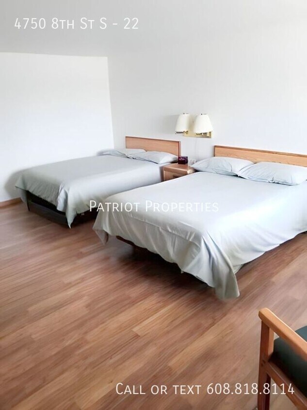 Foto principal - Studio without kitchenette in Wisconsin Ra...