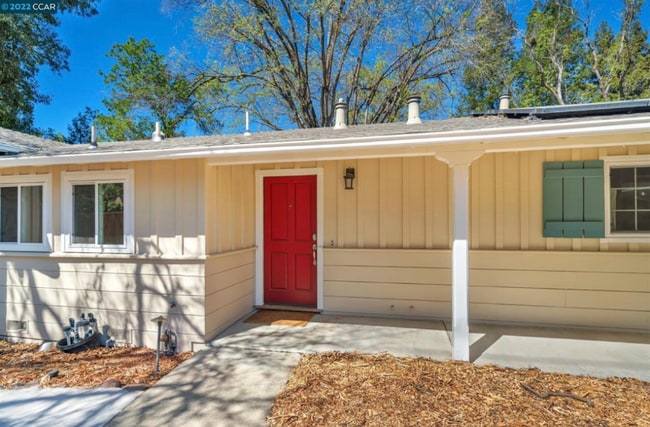 Photo - 1296 Rudgear Rd House