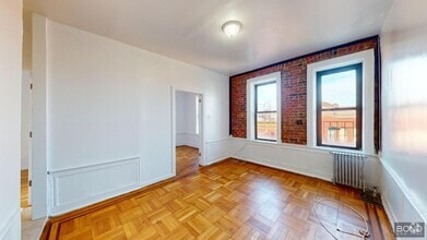 Building Photo - 319 Hooper St