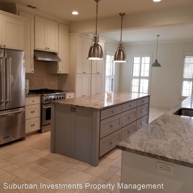 Building Photo - 4 br, 2.5 bath House - 5502 Cedro Trail