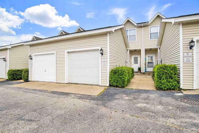 Building Photo - 601 E Burgess Rd