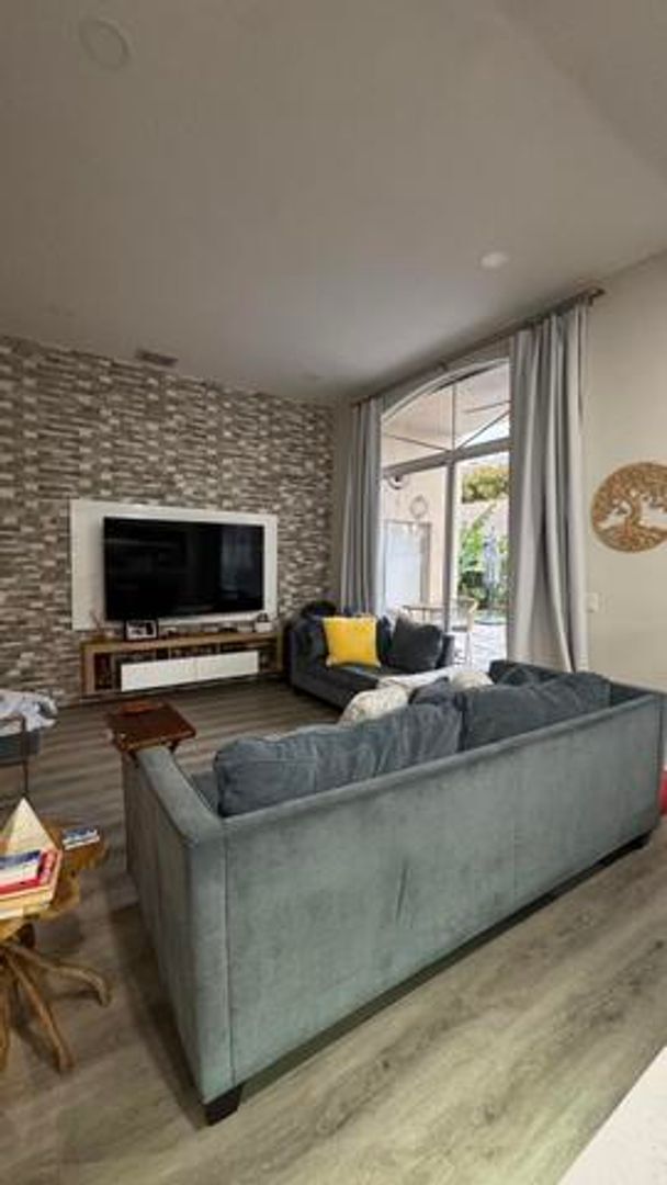 Foto del edificio - 672 NW 45th Ave