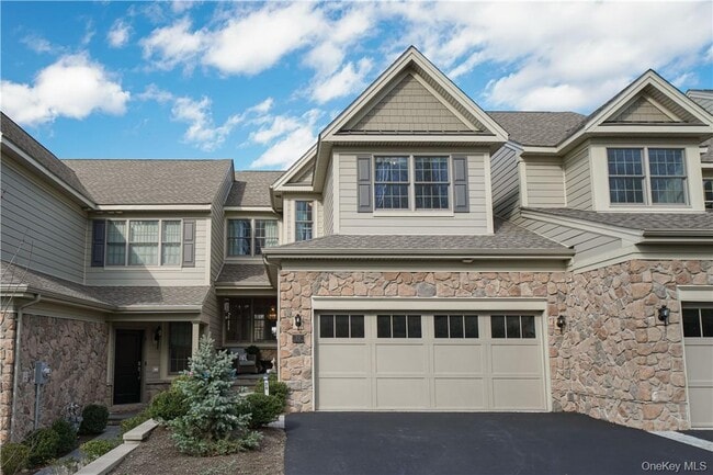 Building Photo - 20 Deforest Dr