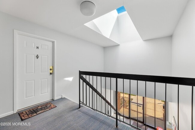 Building Photo - 131 Beverly Hl Ter