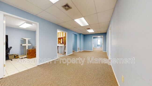 Building Photo - 3023 13th St