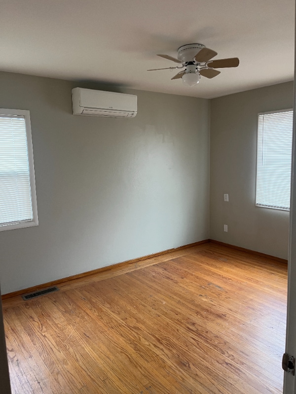 Building Photo - 161 Sequoia Dr