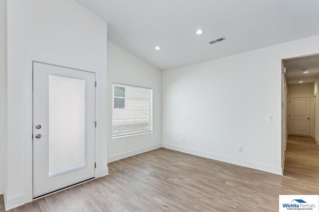 Building Photo - 1741 - 1743 S. Hickory Creek Ct.