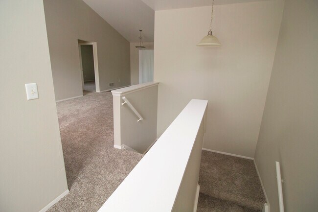 Building Photo - 1521 Porter Cir