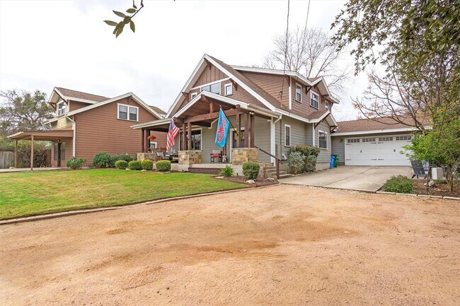 Foto del edificio - 1400 Cuernavaca Dr N