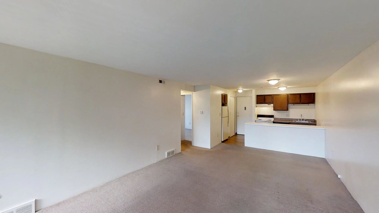 Photo - Greenwich Manor Apartments