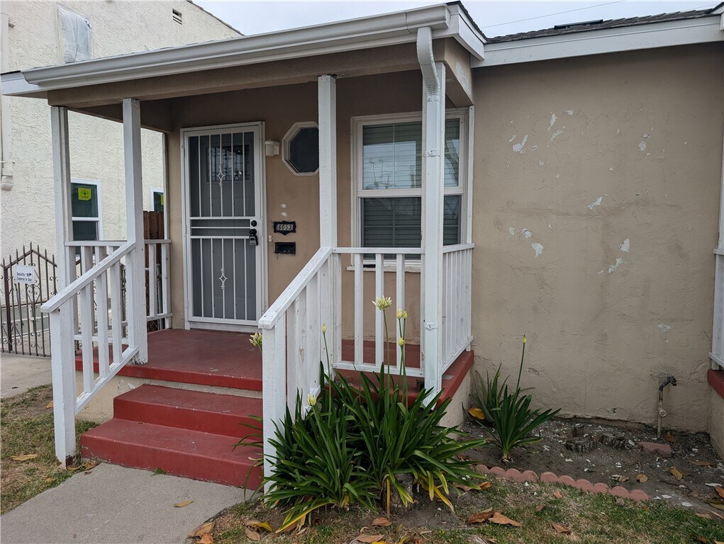 Foto principal - 6053 Dennison St