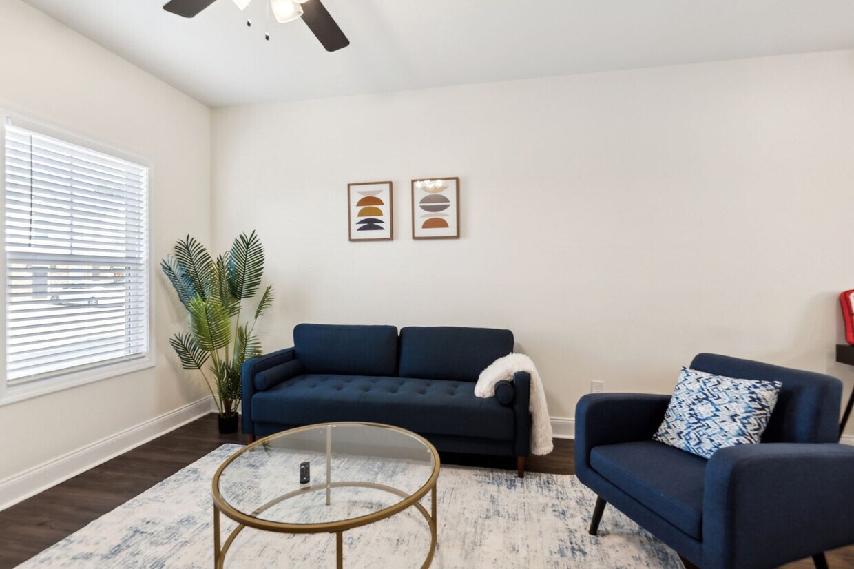Foto principal - 874 Needmore Rd
