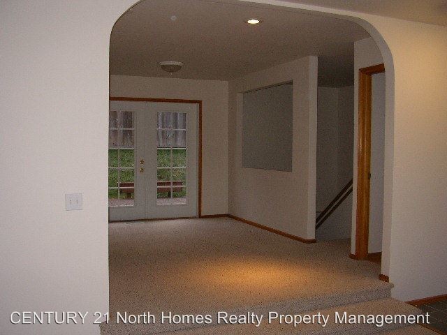 Building Photo - 3 br, 3 bath House - 21740 Seacrest Ave NE