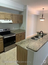 Building Photo - 11561 Villa Grand