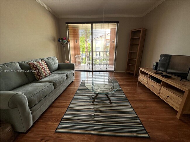 Foto del edificio - 6841 SW 44th St