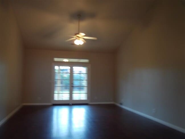 Building Photo - 1810 Patty Dr