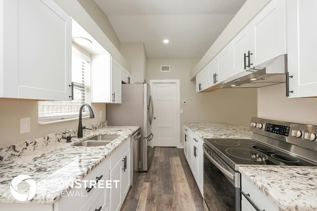 Foto del edificio - 12333 Hidden Brook Dr