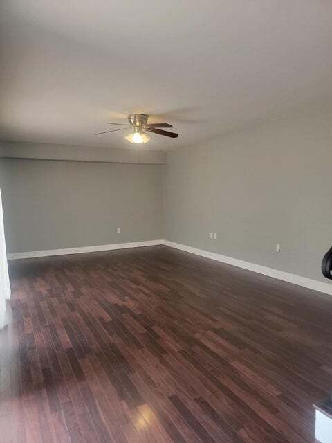 Photo - 727 7th Way House