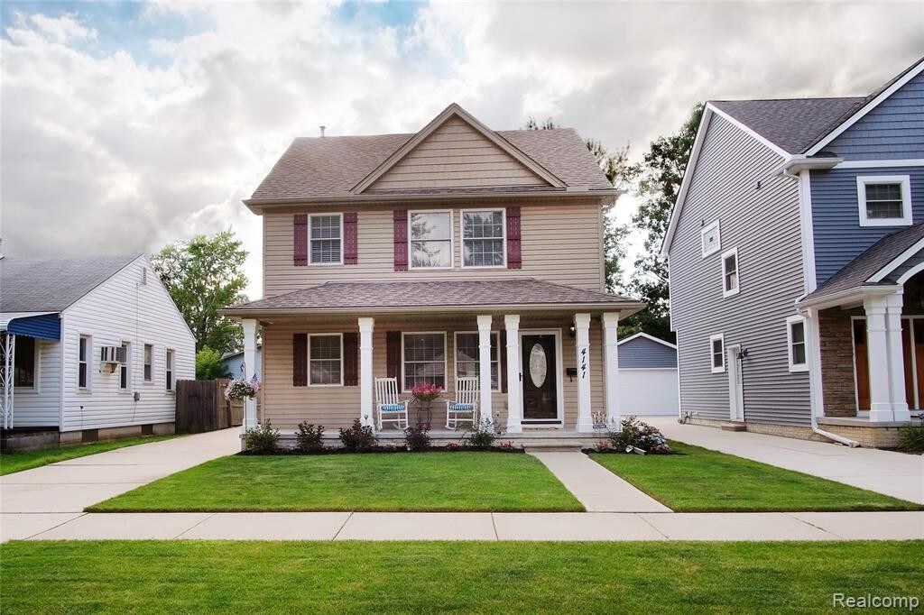 Foto principal - 4141 Buckingham Ave