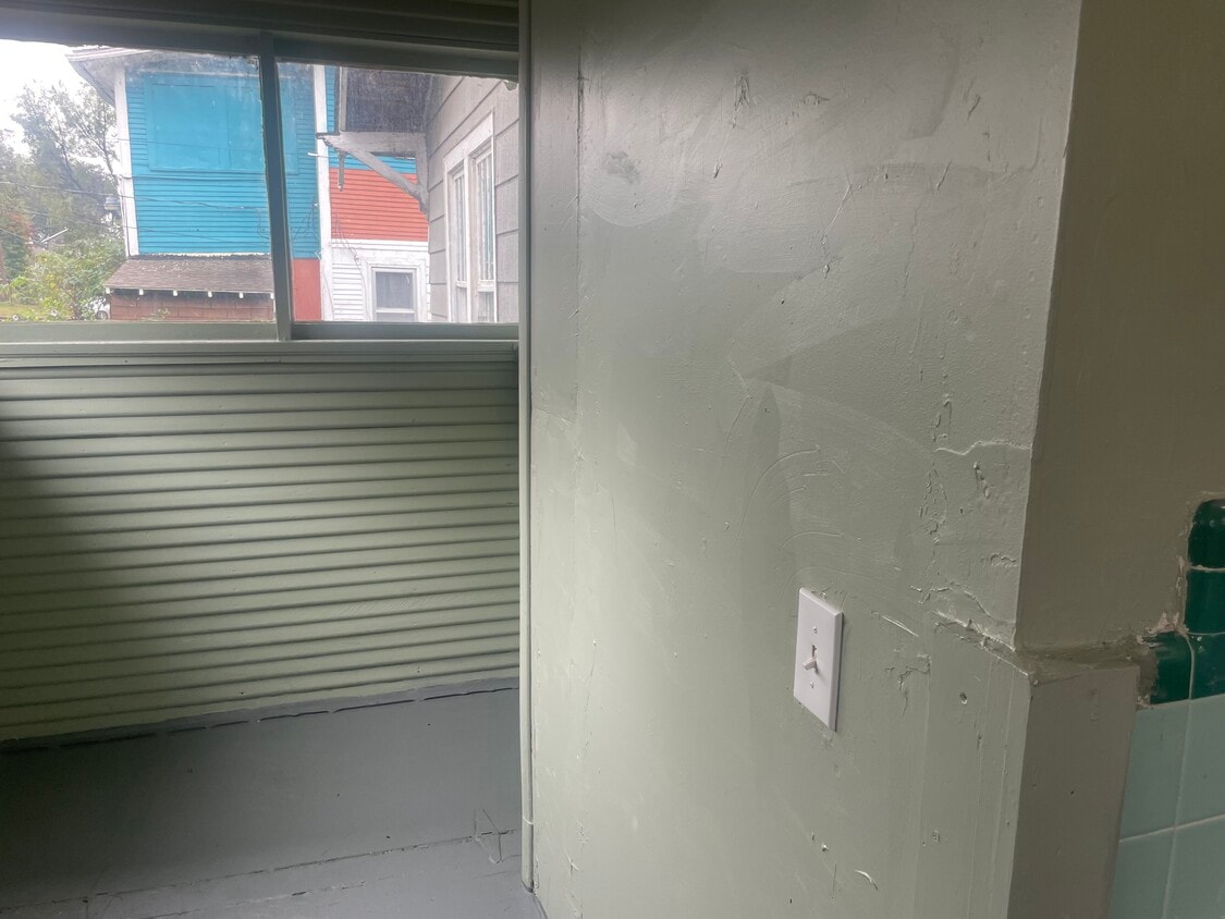 Foto principal - 223 S Phoenix Ave