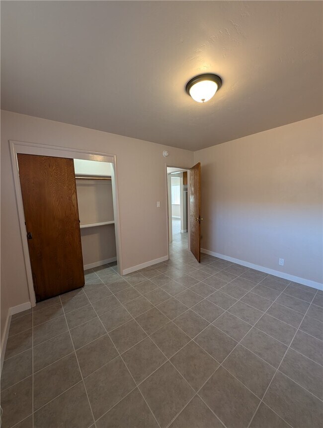 Foto del edificio - 379 N 3rd St