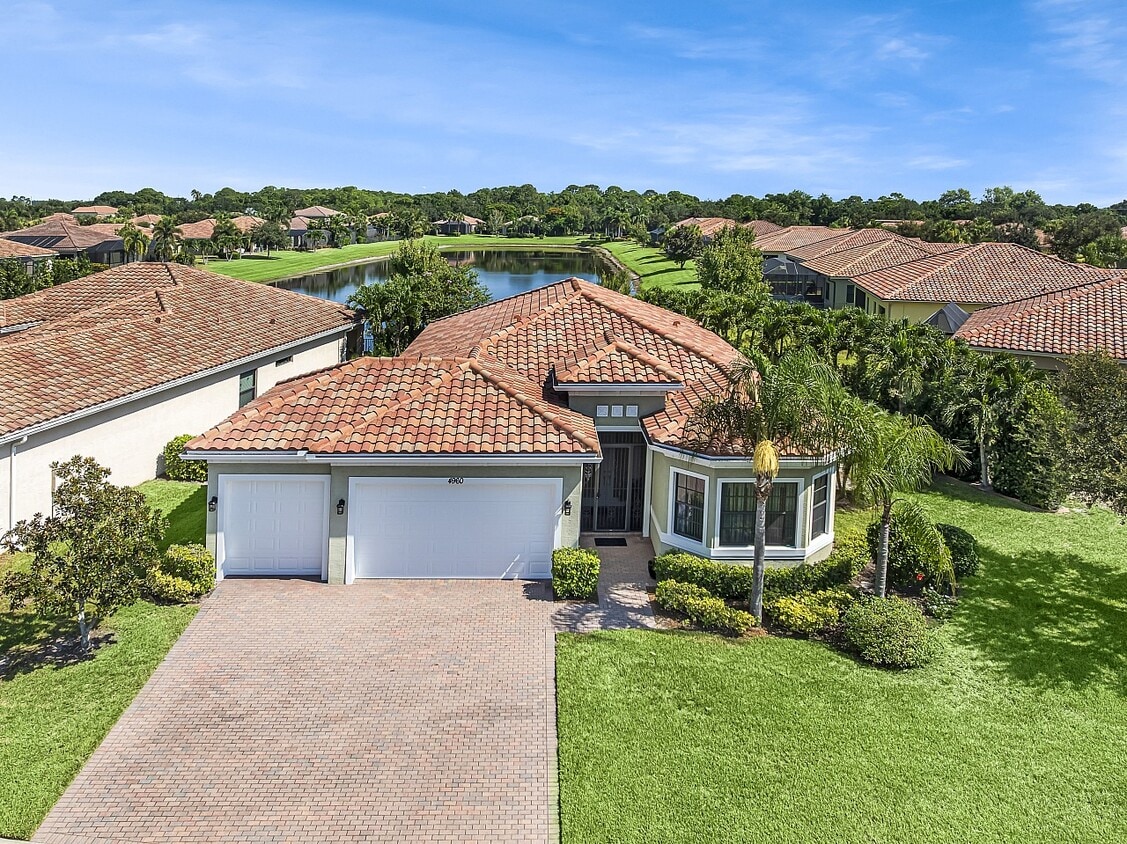 Photo - 4960 55th St (Vero Beach, FL)