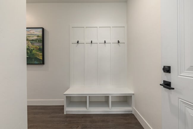 Building Photo - Olivia Apartments