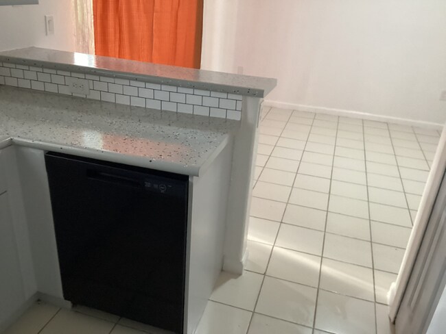 Foto del edificio - 2736 SE 15th Rd