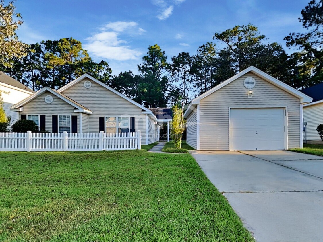 Primary Photo - 133 Moon Dance Ln