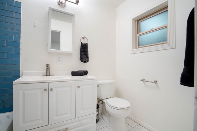 Foto del edificio - 6203 Thorn St