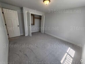 Building Photo - 8729-8731 E Summerside Pl