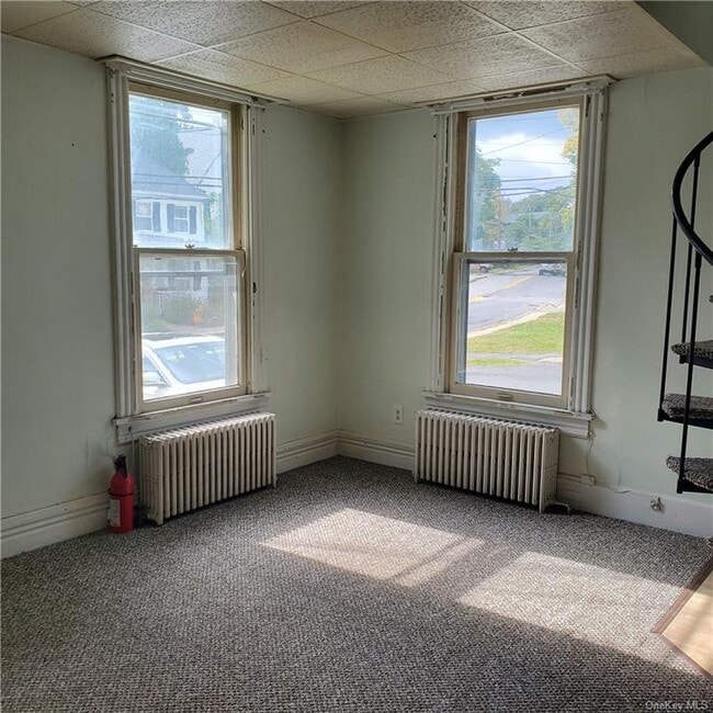 Building Photo - 111 Vineyard Ave