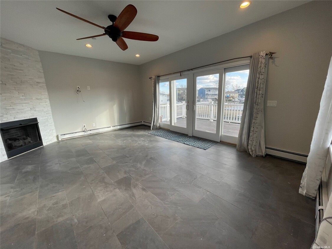 1134 Washington Pl Unit 1, Baldwin, NY 11510 Apartments in Baldwin