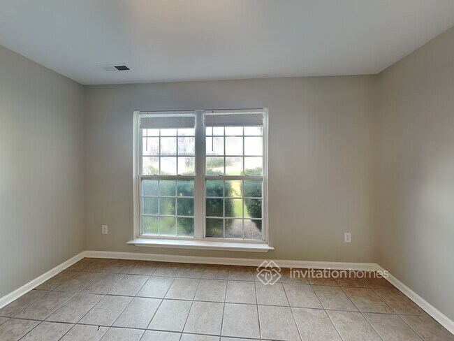 Foto del edificio - 217 Stone Moss Ln