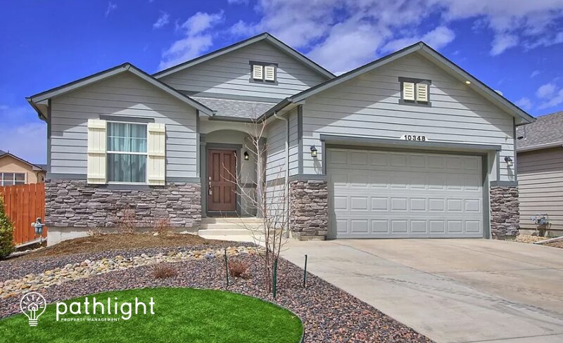 Primary Photo - 10348 Mount Evans Drive