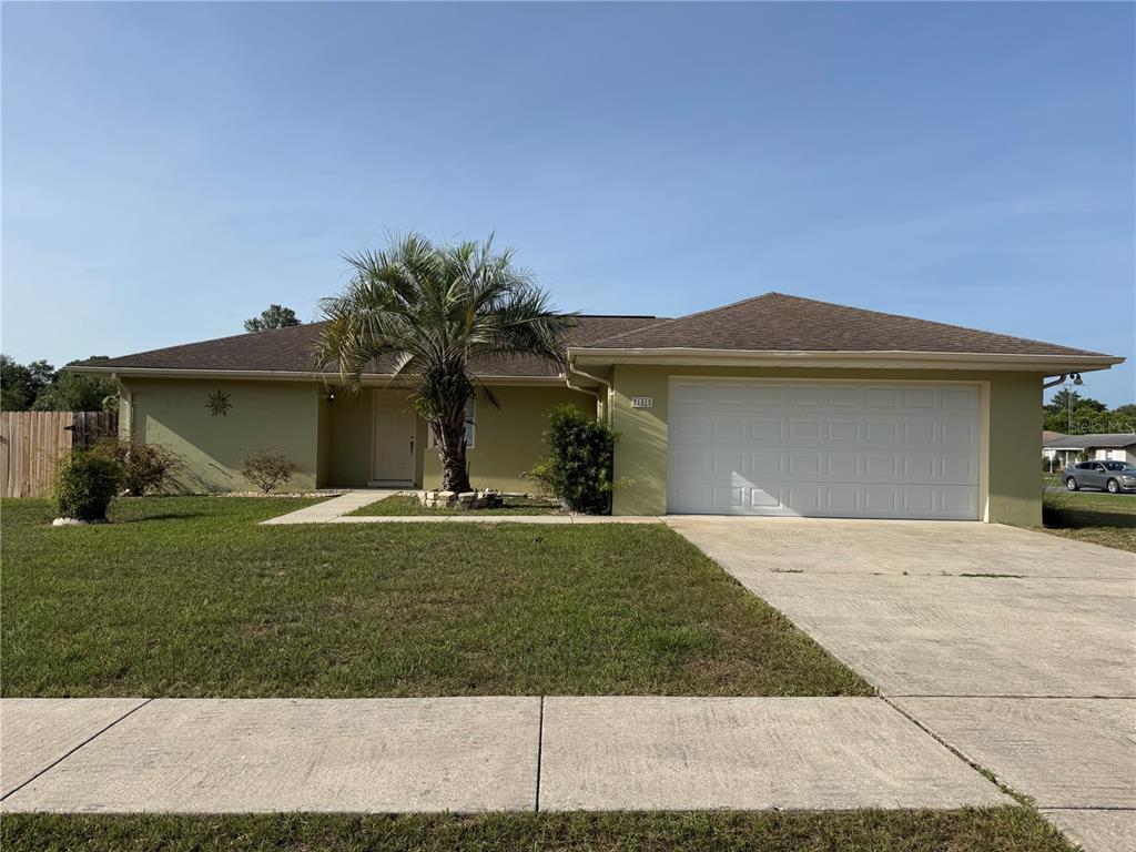 Foto principal - 151 Marion Oaks Ln