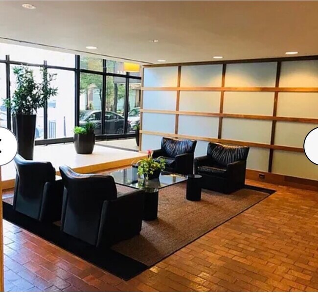 Foto del edificio - 5445 N Sheridan Rd