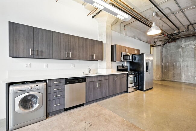 Foto del edificio - 825 East 4th St