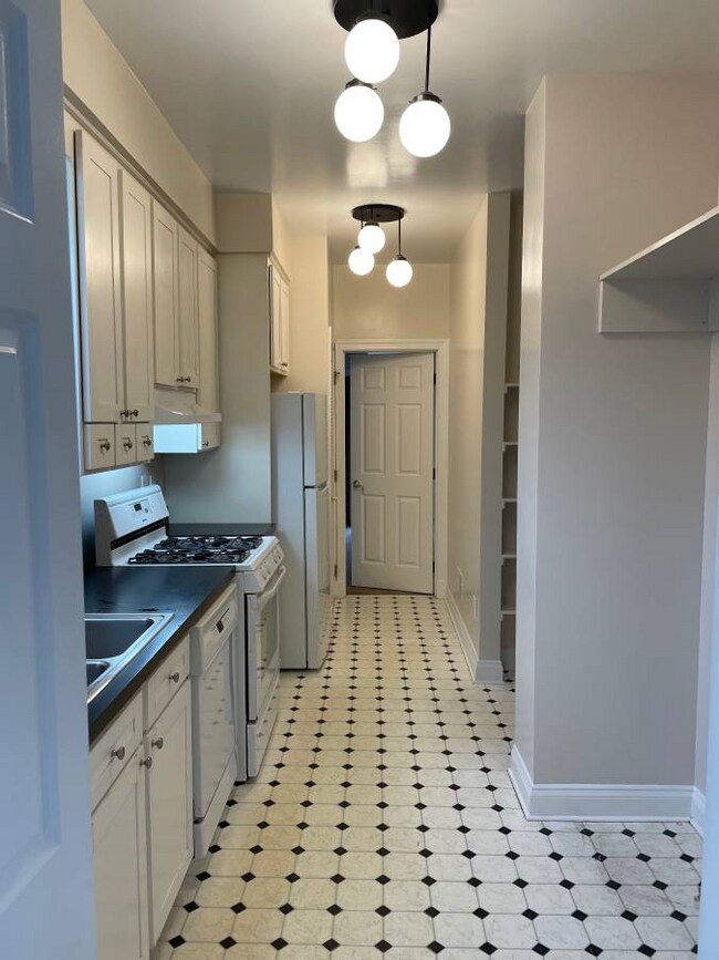 Foto del edificio - 3774 W St NW