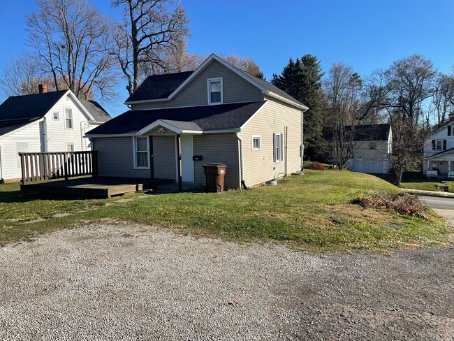 Building Photo - 230 Sturges Ave