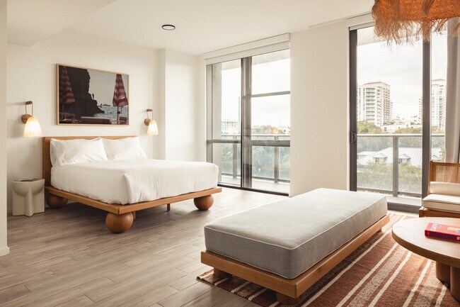 Foto del edificio - 221 SW 1st Ave