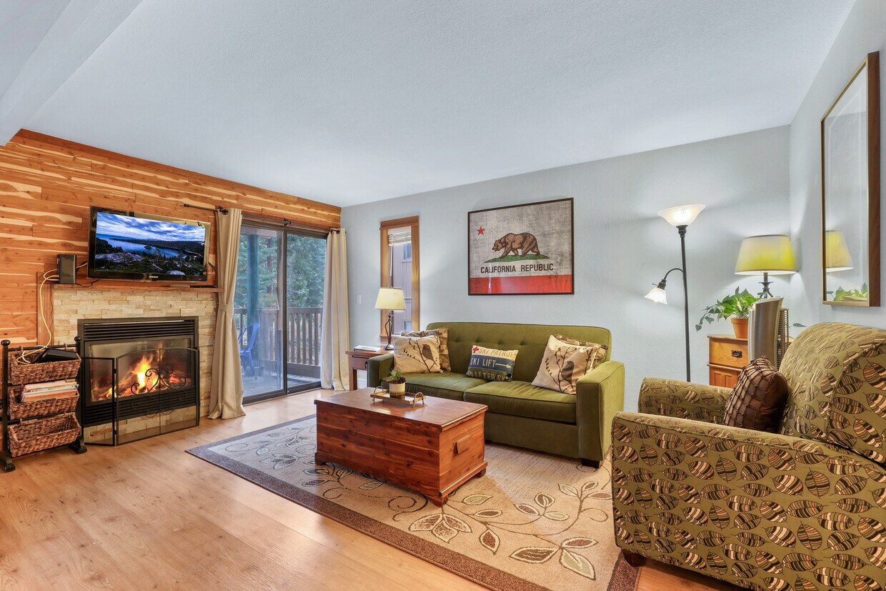 Foto principal - 1300 Regency Way
