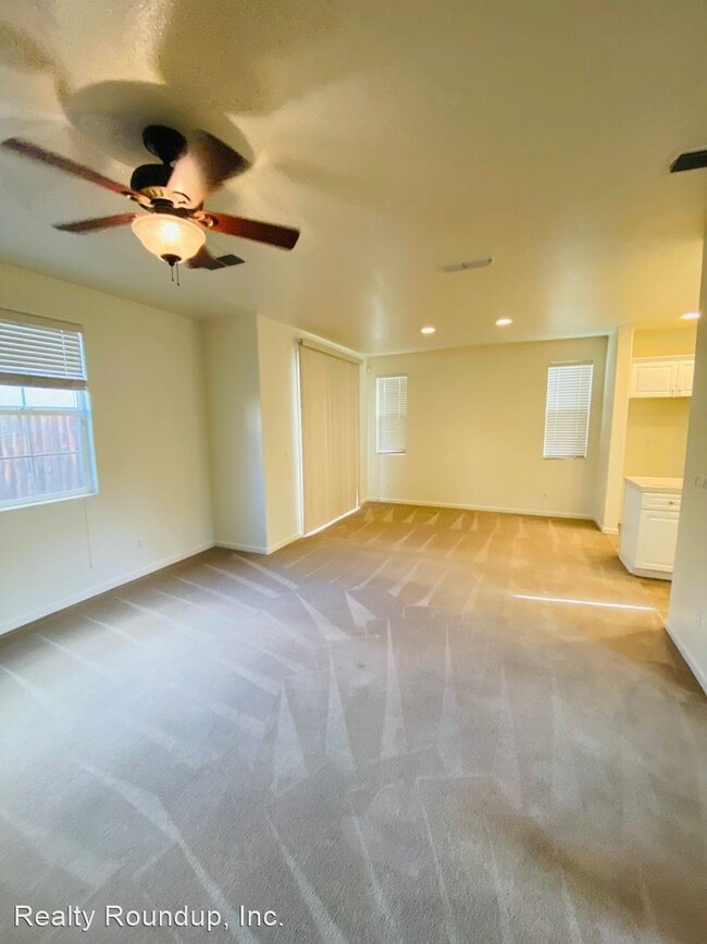 Building Photo - 3 br, 2.5 bath House - 620 Candela Cir