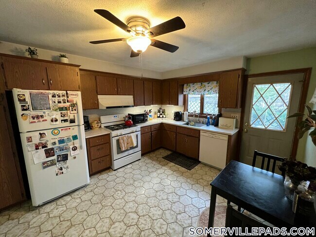 Foto del edificio - 213 Holland St