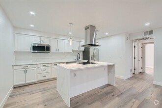 Building Photo - 4330 Sandy River Dr